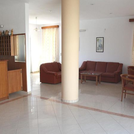 Dimitris Apartments Platanias  Exterior photo
